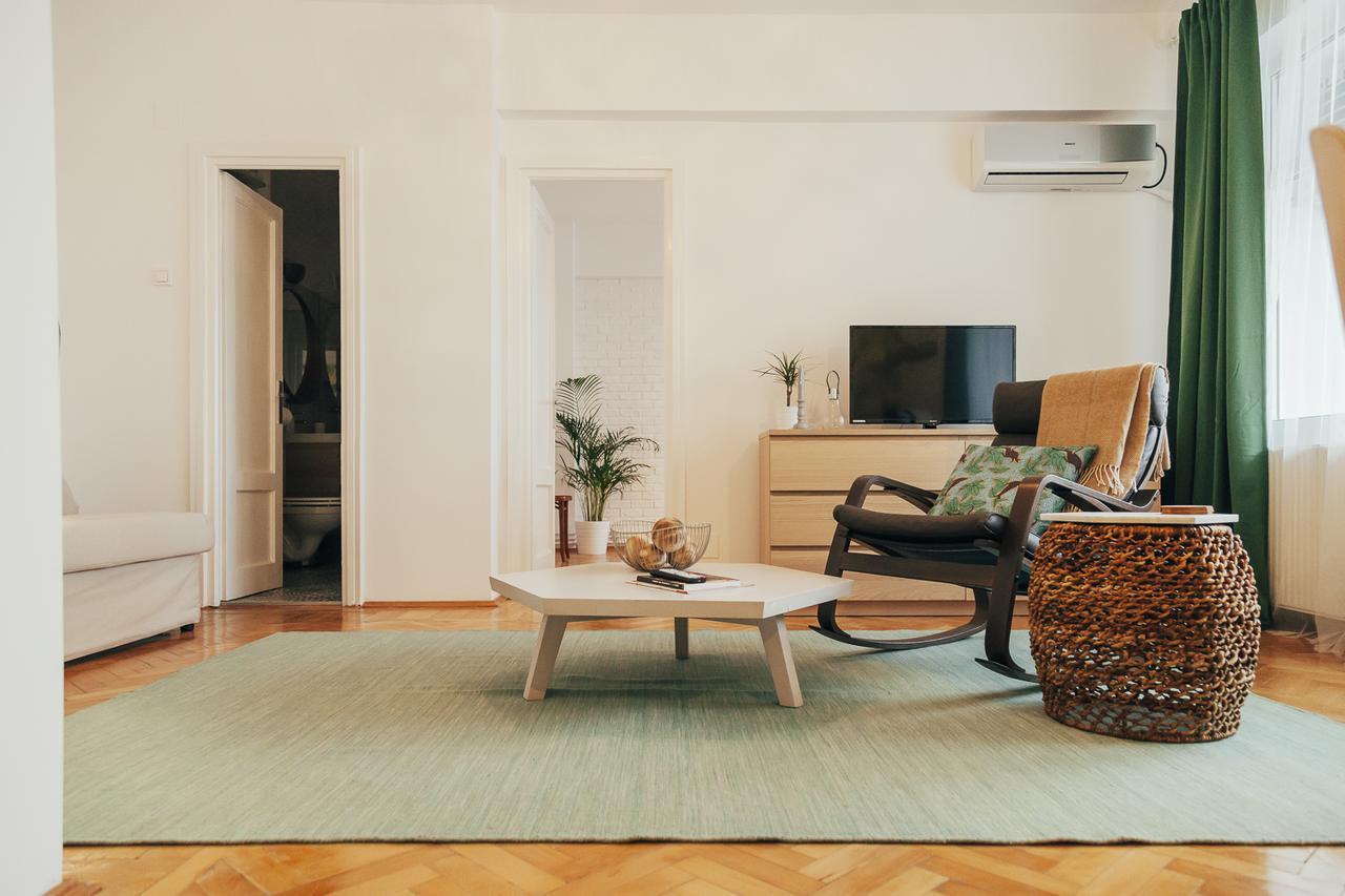 Old Town View Apartment Bucharest Luaran gambar