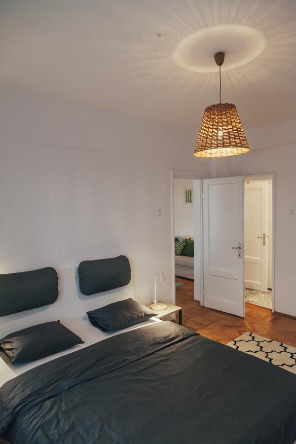 Old Town View Apartment Bucharest Luaran gambar